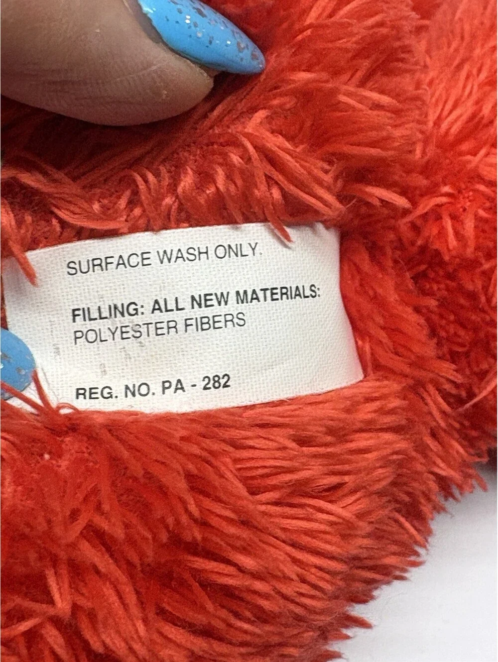Hugging 2012 Sesame Street Elmo 22” Plush Talks/Sings Arms And Mouth Move